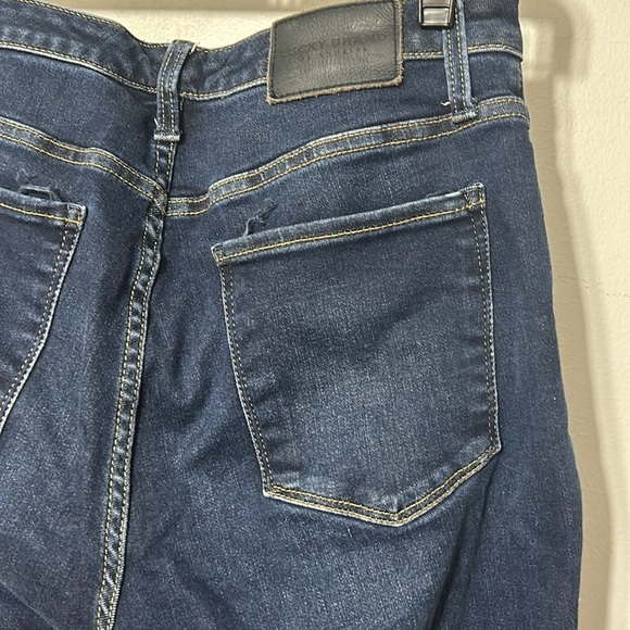 Lucky Brand Curvy High Waist Skinny Jeans Size 12/31 - Picture 6 of 8